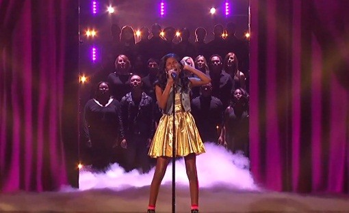 Diamond White's powerful "Because You Loved Me" was the performance of the season. (Photo property of FOX's Ray Mickshaw)