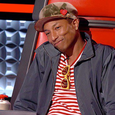 All eyes were on Pharrell tonight as he had the last steal that could be used during the Battle Rounds. (Photo property of NBC & United Artists Media Group)