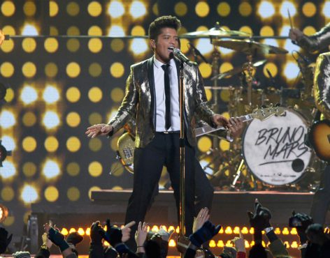Bruno Mars Superbowl Halftime Show
