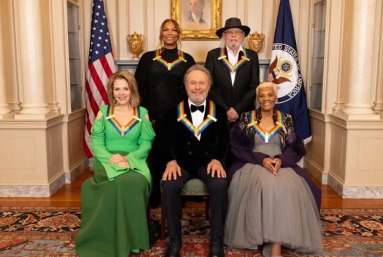 Barry Gibb, Billy Crystal, Dionne Warwick, Queen Latifiah, and Renee Fleming were the latest Kennedy Center Honors inductees. (Photo property of CBS's Mary Kouw)